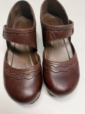 Dansko Brown Leather Mary Jane Clogs size 40 US 9.5/10